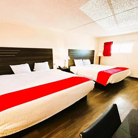 Oyo Hotel San Antonio Lackland Afb Seaworld Hwy 90 W Exterior photo