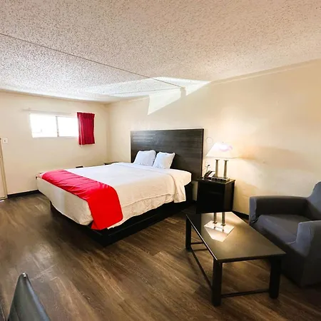 Oyo Hotel San Antonio Lackland Afb Seaworld Hwy 90 W Exterior photo
